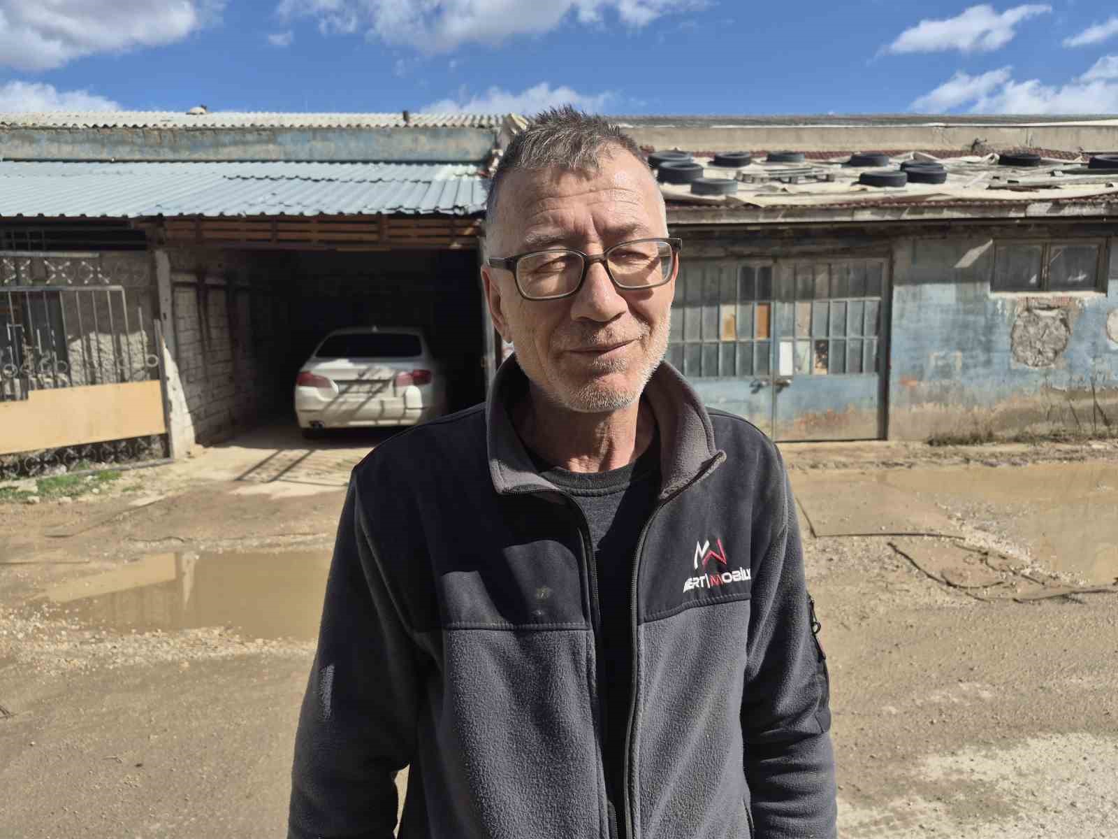 Baksan Sanayi Sitesi’nde ’balık tutulan’ yer onarıldı, diğer sokaklar aynı kaldı
