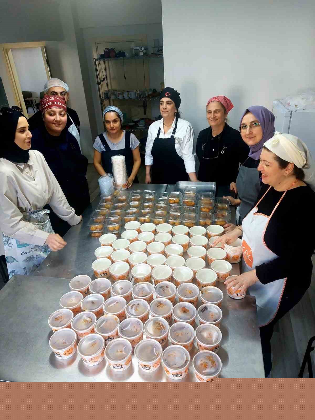 Balçova’da Ramazan dayanışması: "Maarifin kalbinde Ramazan"
