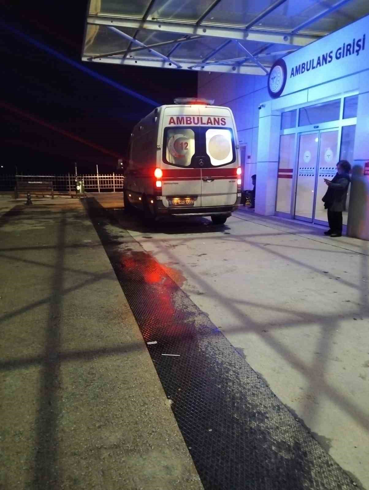 Balık firmasında amonyak zehirlenmesi: 14 kişi hastaneye kaldırıldı
