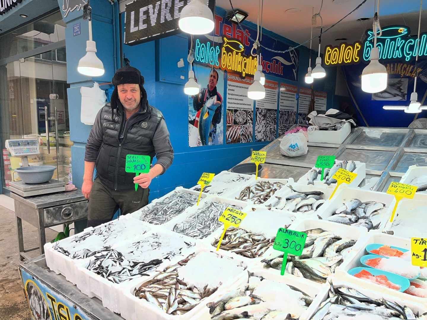 Balıkçı tezgahlarında Ramazan bereketi
