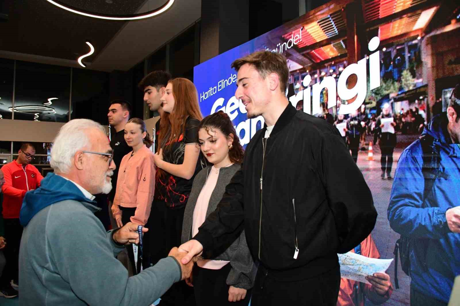 Balıkesir Büyükşehir Belediyesi, oryantiringle vatandaşlara keyifli anlar yaşattı
