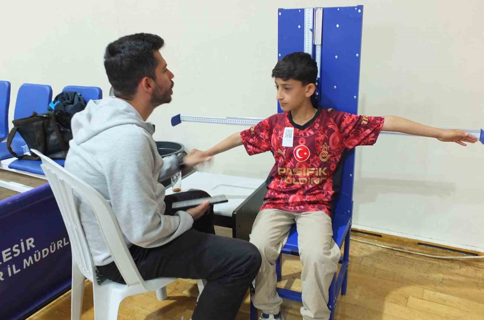 Balıkesir’de 757 öğrenci yetenek sınavında ter döktü
