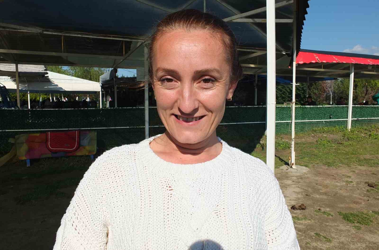 Balıkesir’de çocukların at binme sevinci
