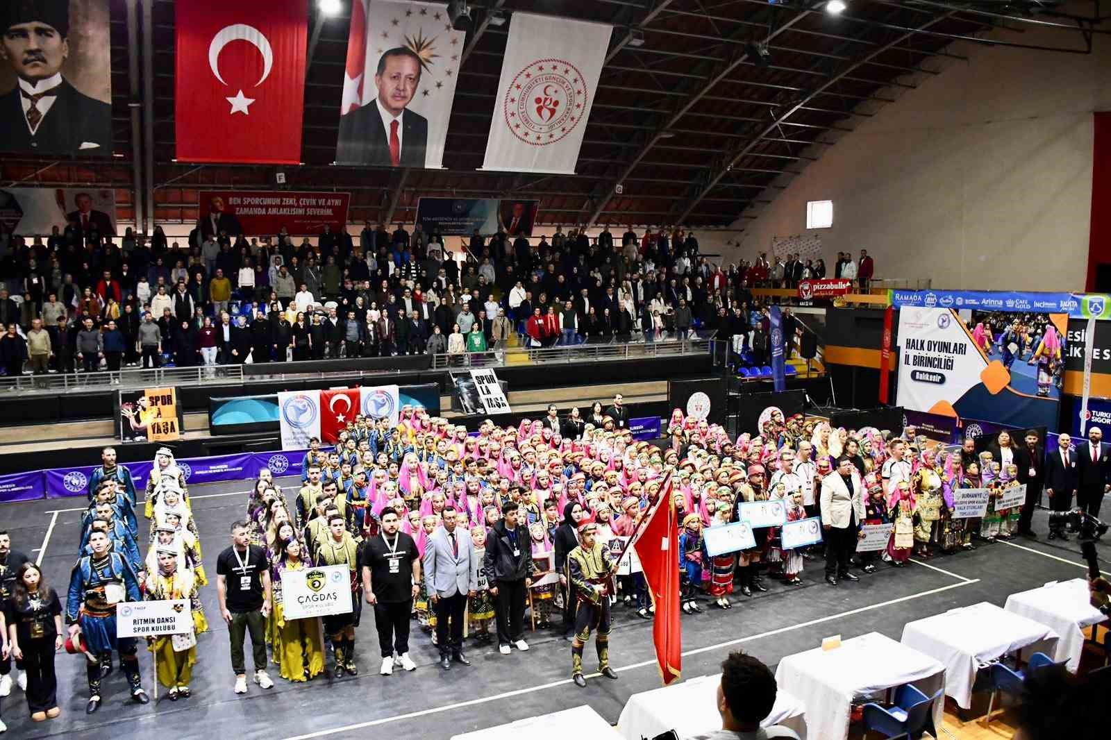 Balıkesir’de Halk Oyunları İl Birinciliği yapıldı
