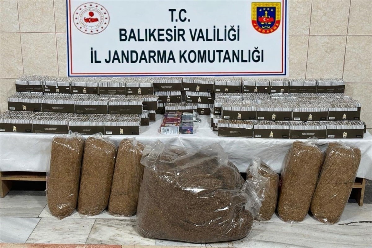 Balıkesir’de kaçakçılık ve organize suç operasyonu: 10 şüpheli yakalandı
