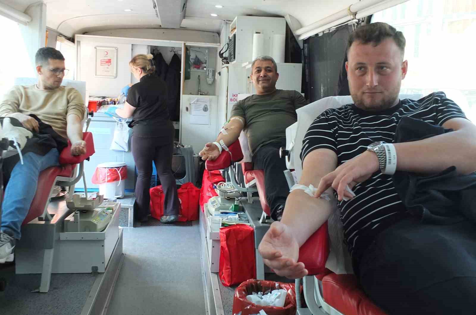 Balıkesir’de kan bağışına ilgi arttı
