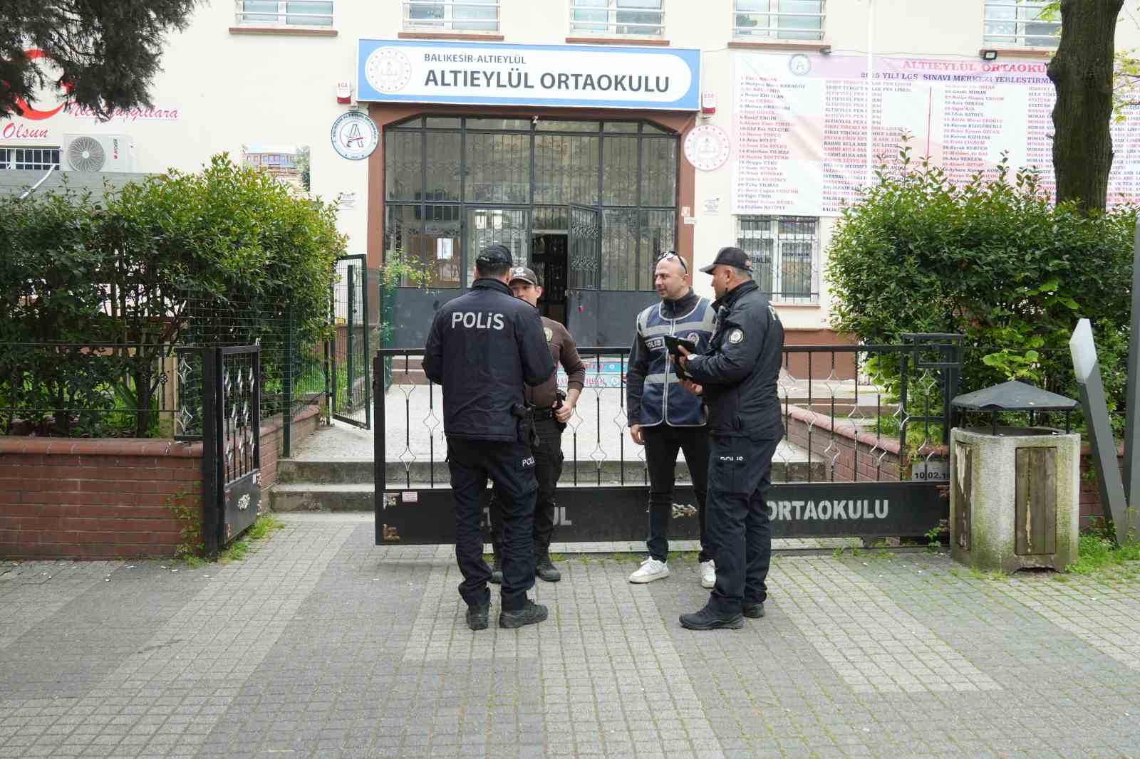 Balıkesir’de okullarda güvenlik tedbiri arttırıldı
