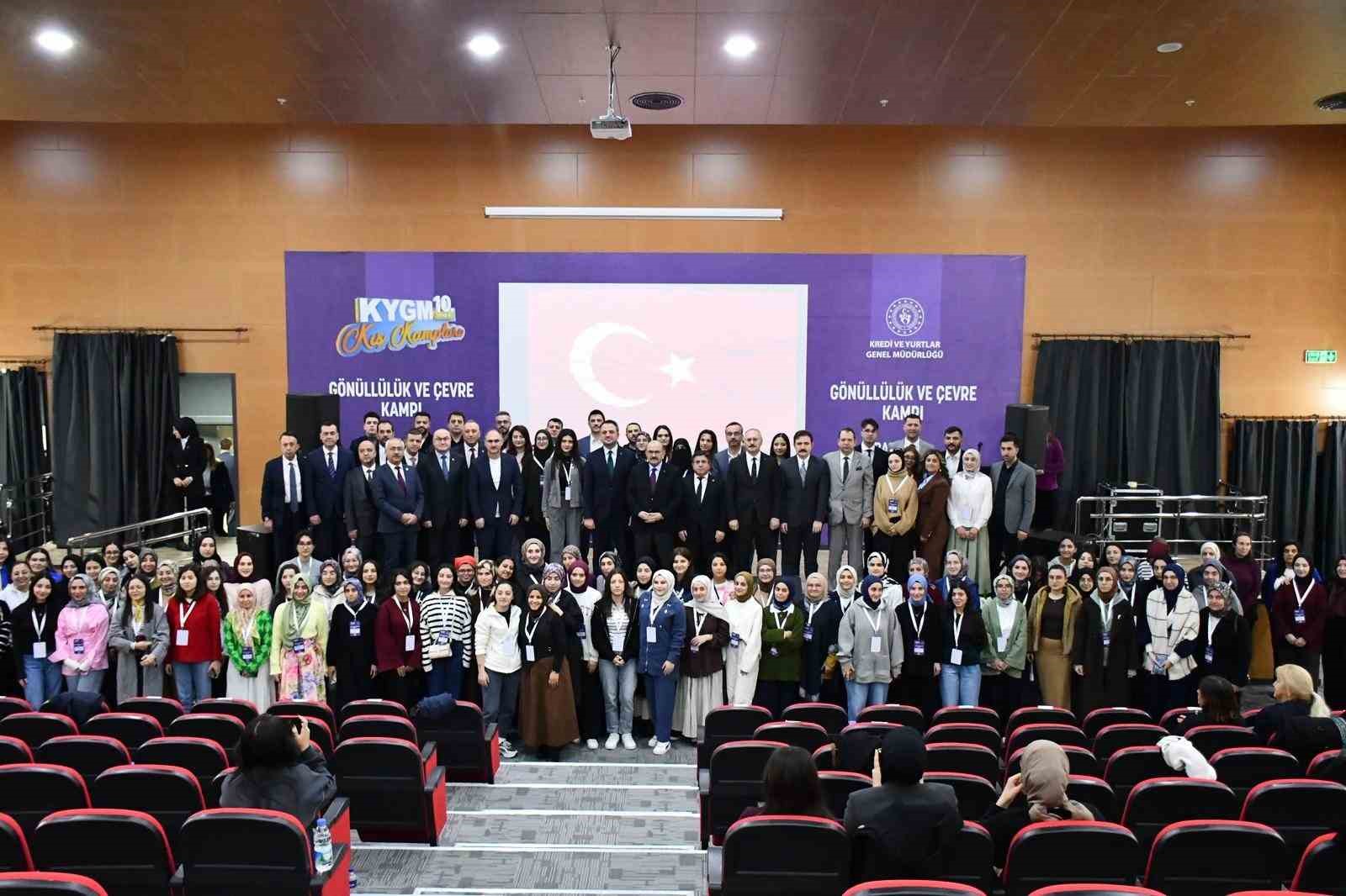 Balıkesir’de tematik kış kampı devam ediyor
