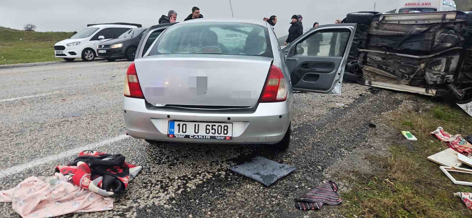 Balıkesir’de trafik kazası: 5 yaralı
