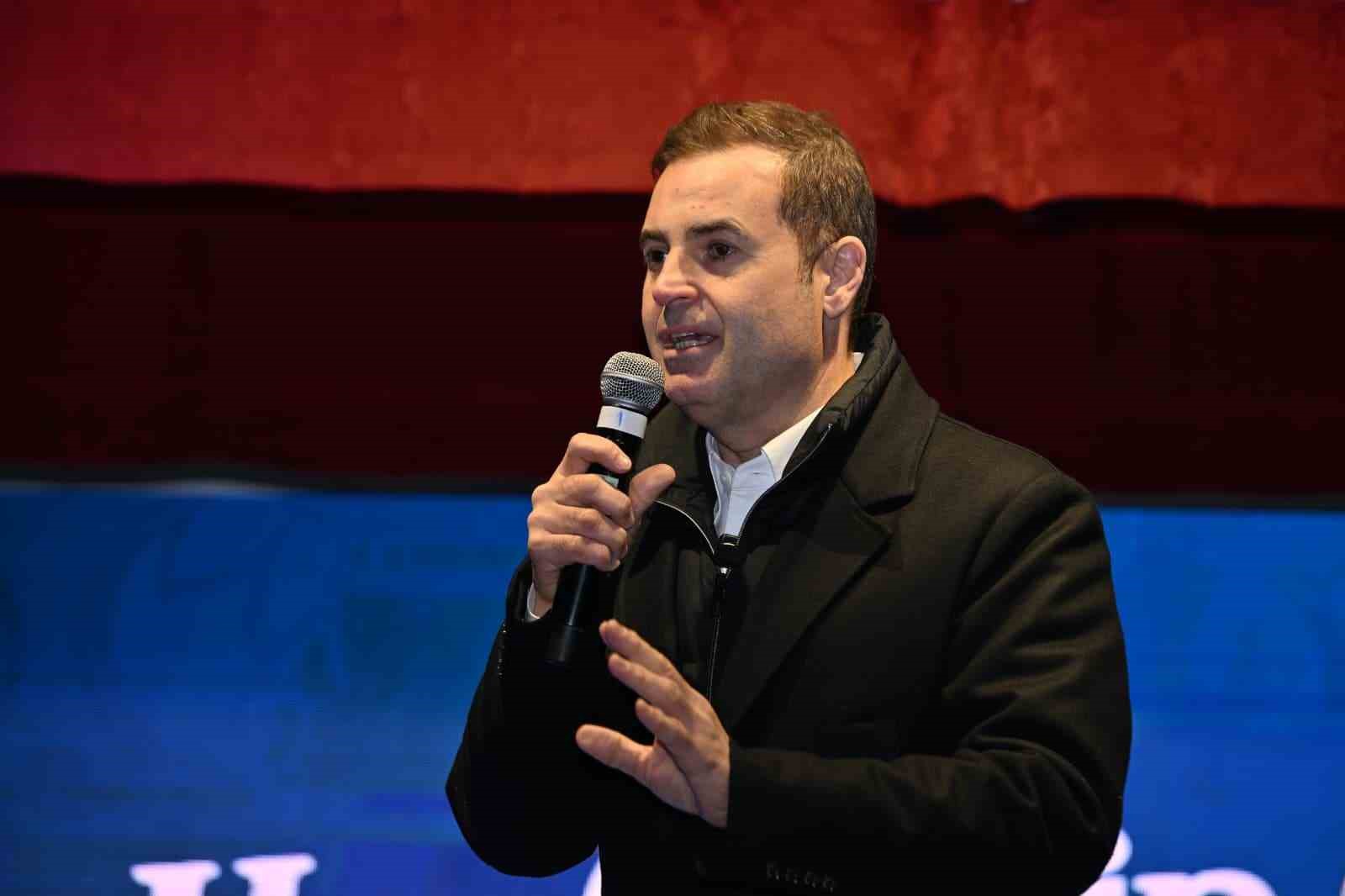 Balıkesir’in belediye başkanları Sındırgı’da iftar yaptı
