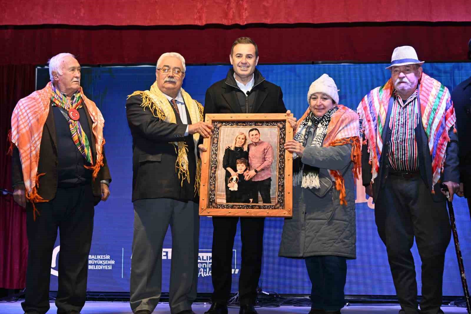 Balıkesir’in belediye başkanları Sındırgı’da iftar yaptı
