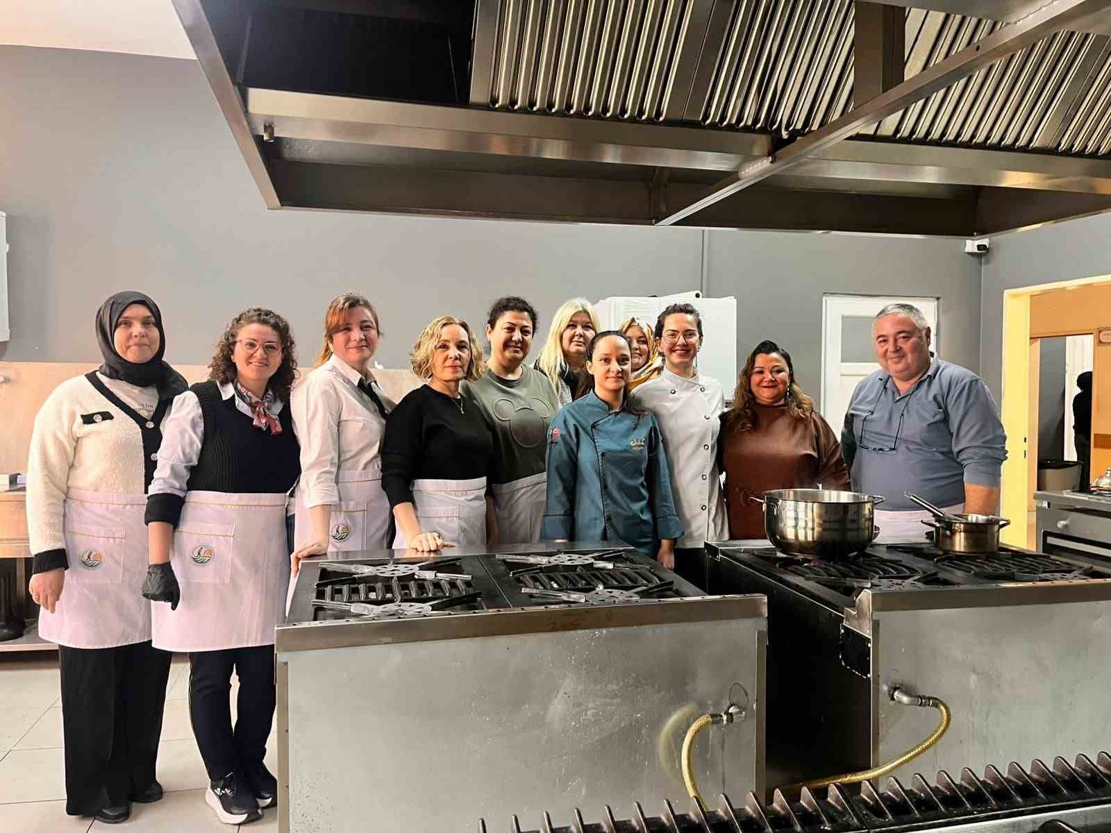 Balıkesir’in köklü mutfak mirası tirit tanıtıldı
