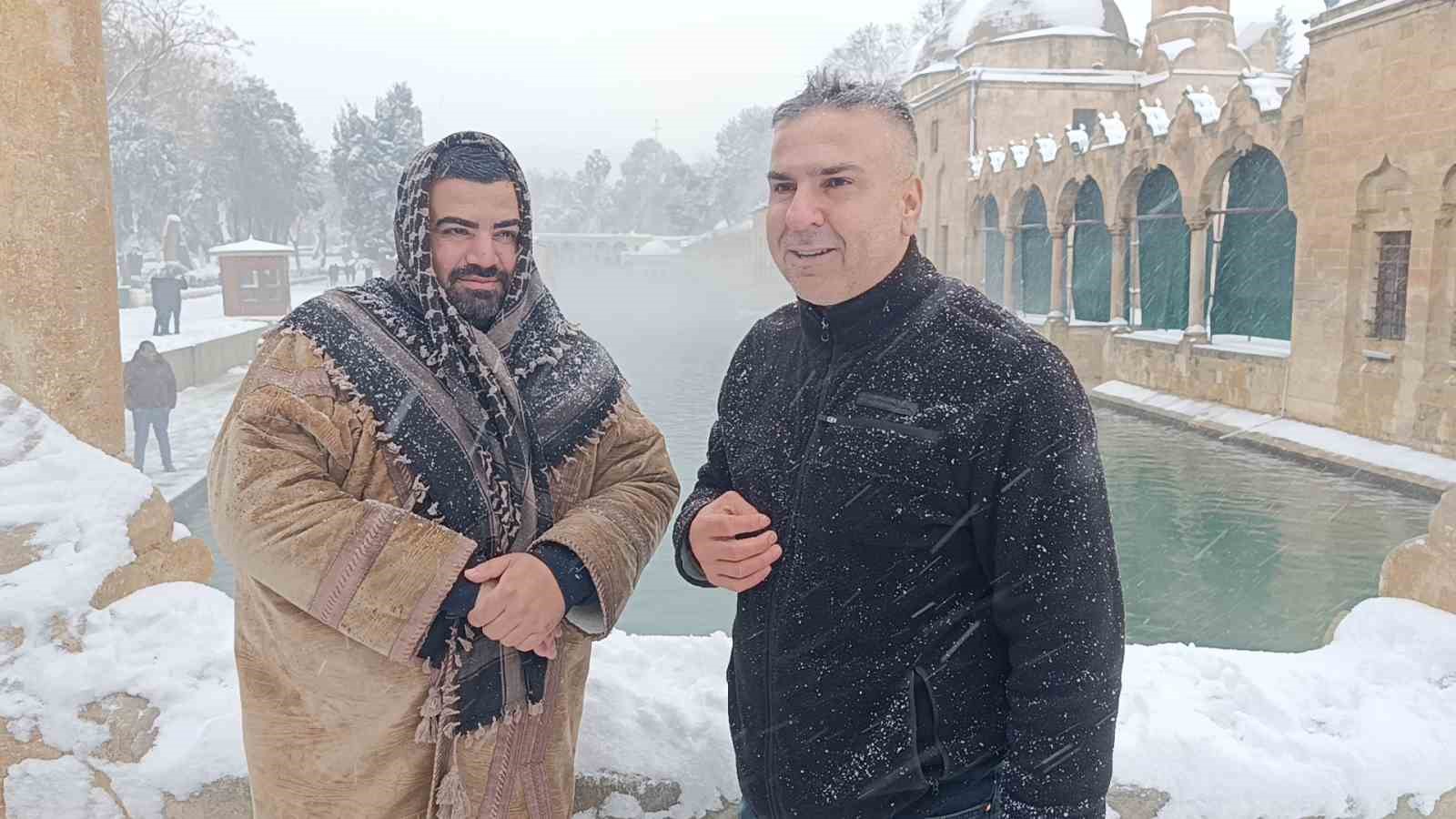 Balıklıgöl beyaza büründü
