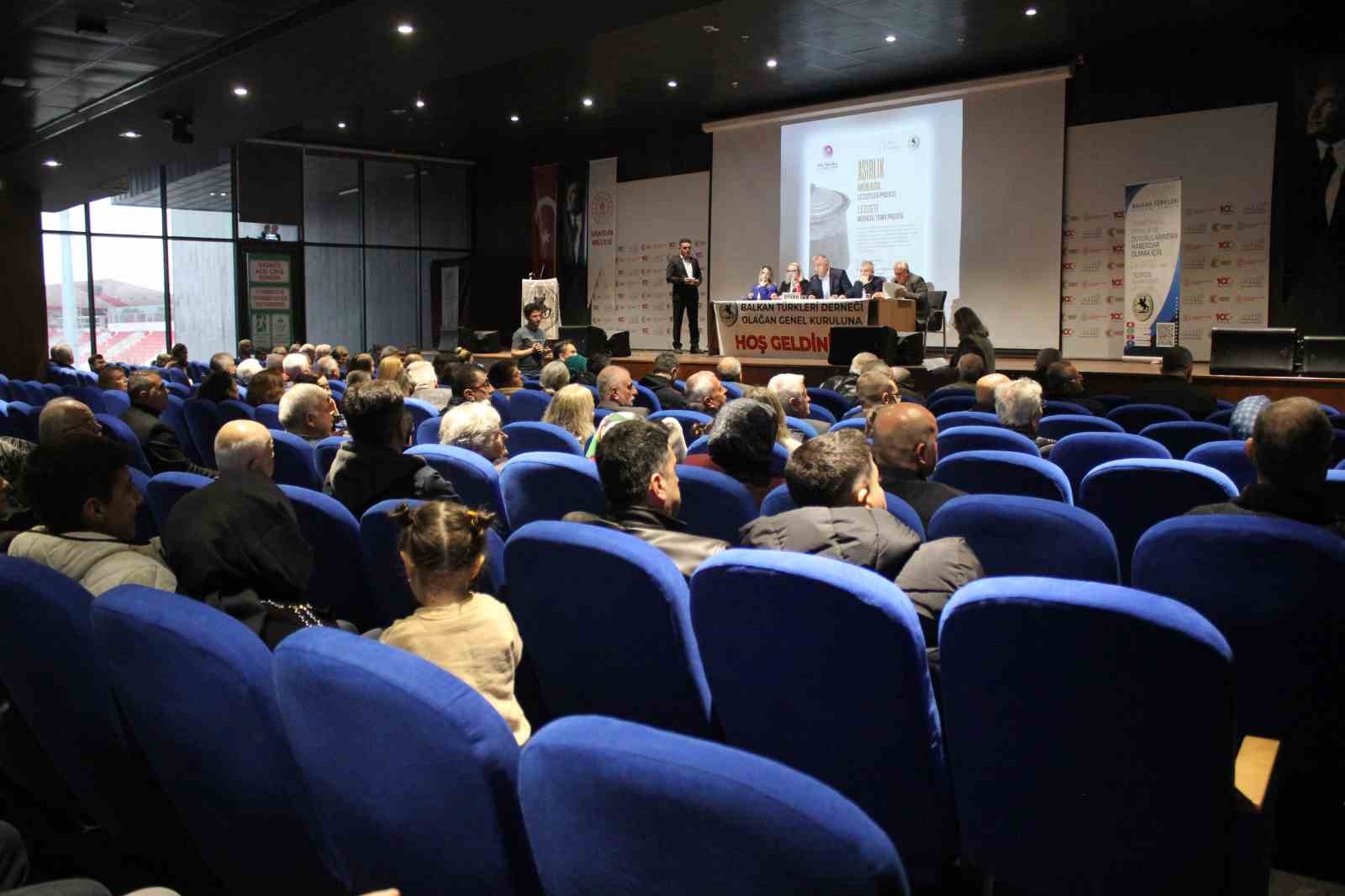 Balkan Türkleri Derneği Genel Kurulu: Adem Tuğral güven tazeledi
