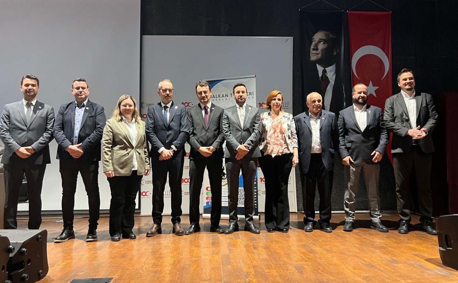 Balkan Türkleri Derneği Genel Kurulu: Adem Tuğral güven tazeledi
