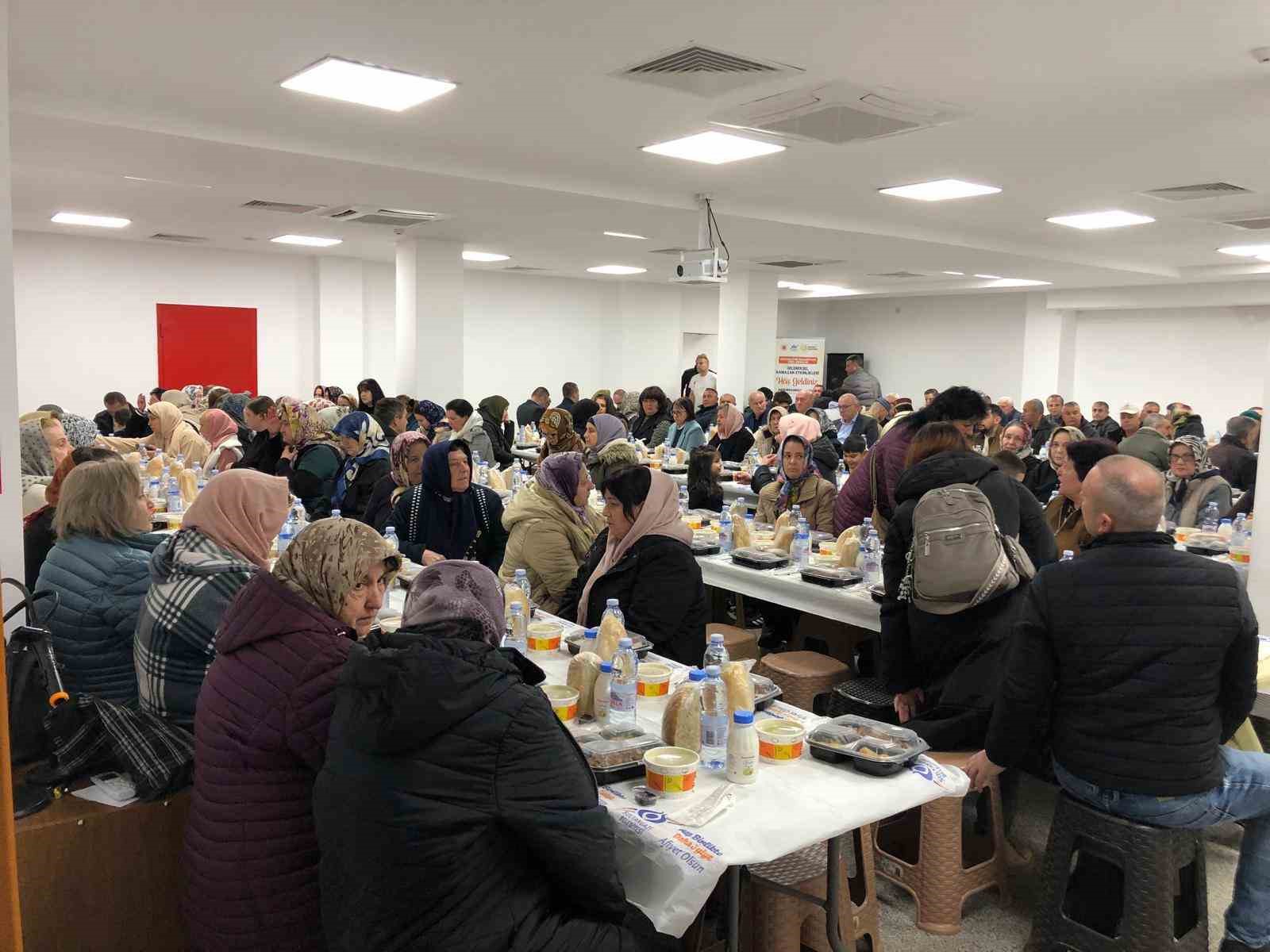 Balkanlar’da ilk iftar sofrası Kırcaali’de
