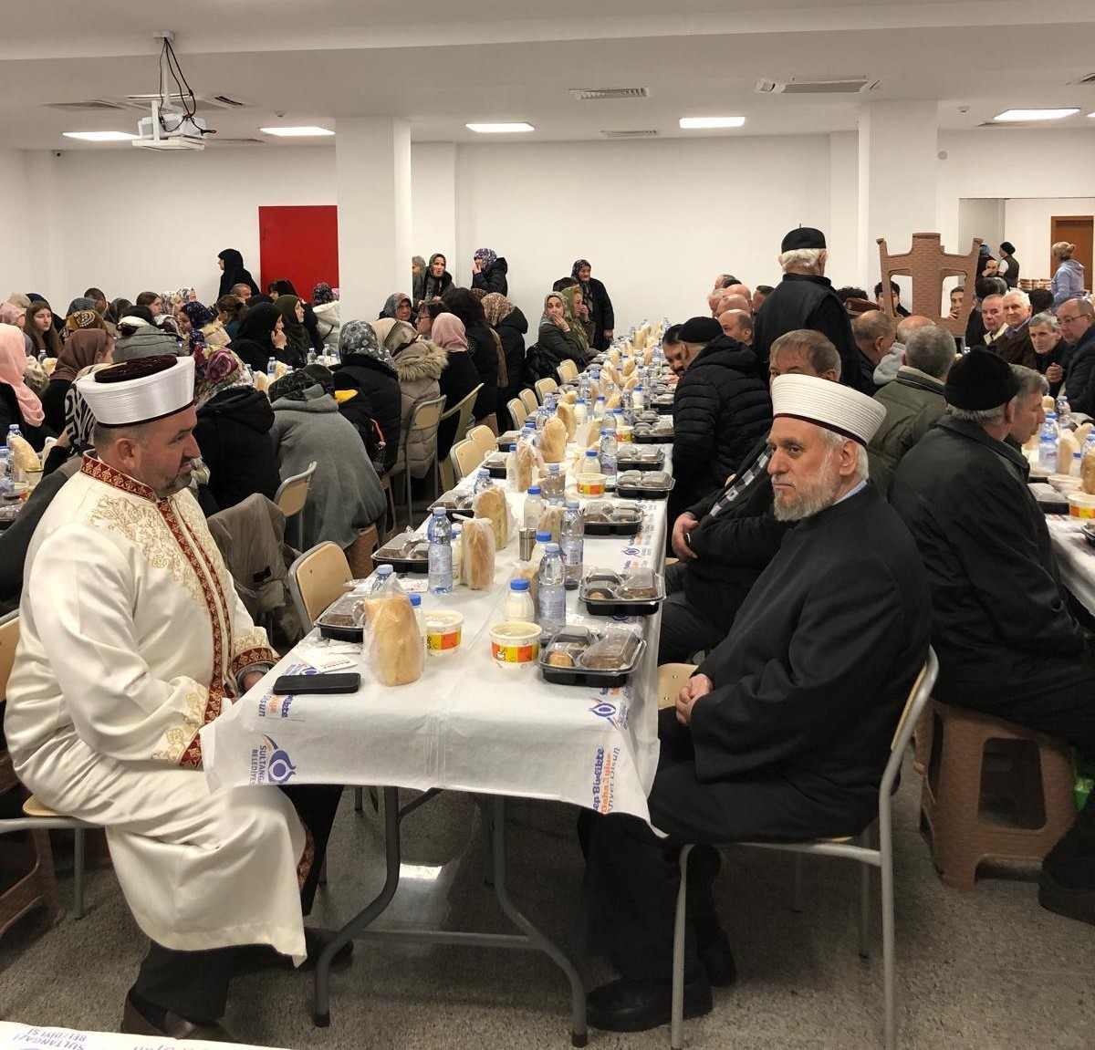 Balkanlar’da ilk iftar sofrası Kırcaali’de
