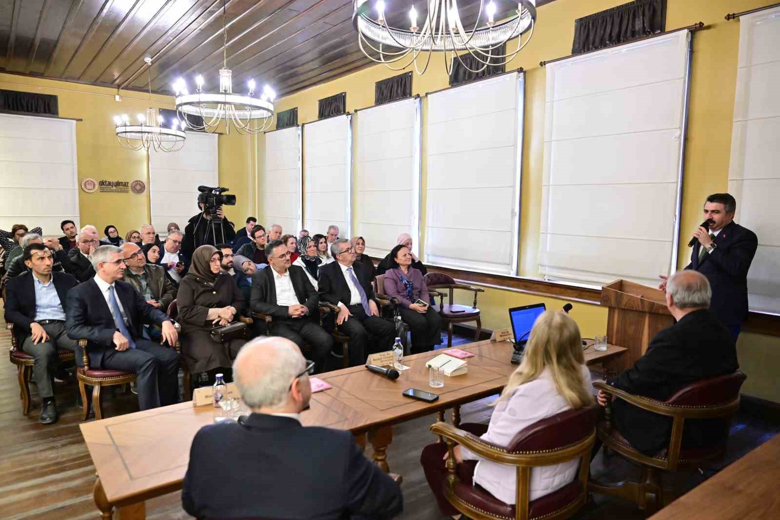 Balkanlarla göbek bağımız var
