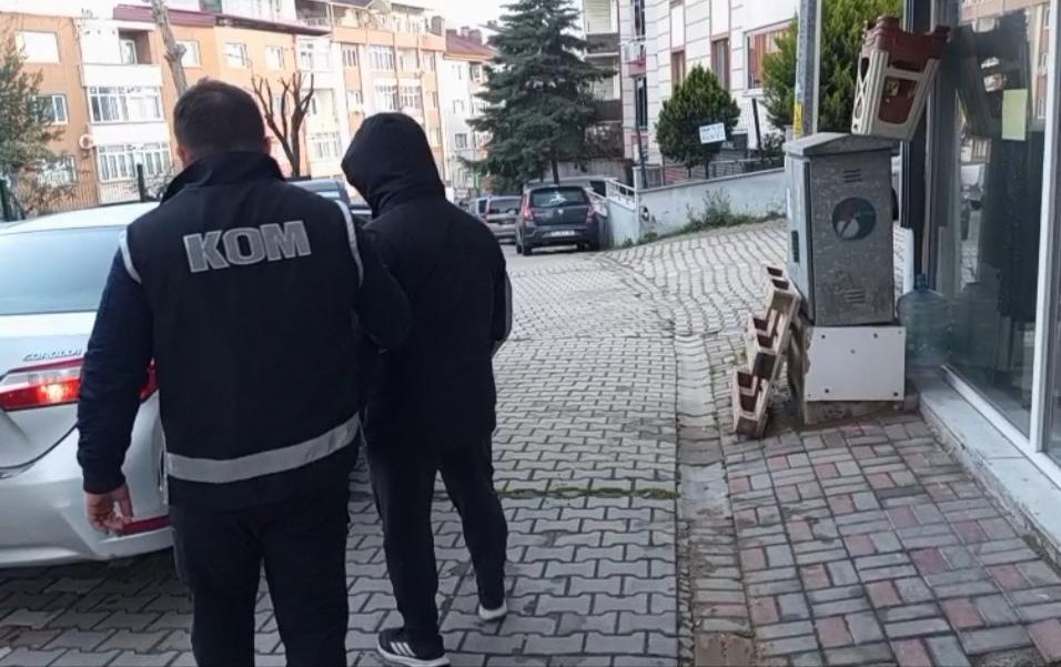 Bandırma merkezli rüşvet ve kişisel veri operasyonunda 7 tutuklama
