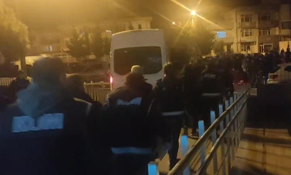 Bandırma merkezli rüşvet ve kişisel veri operasyonunda 7 tutuklama
