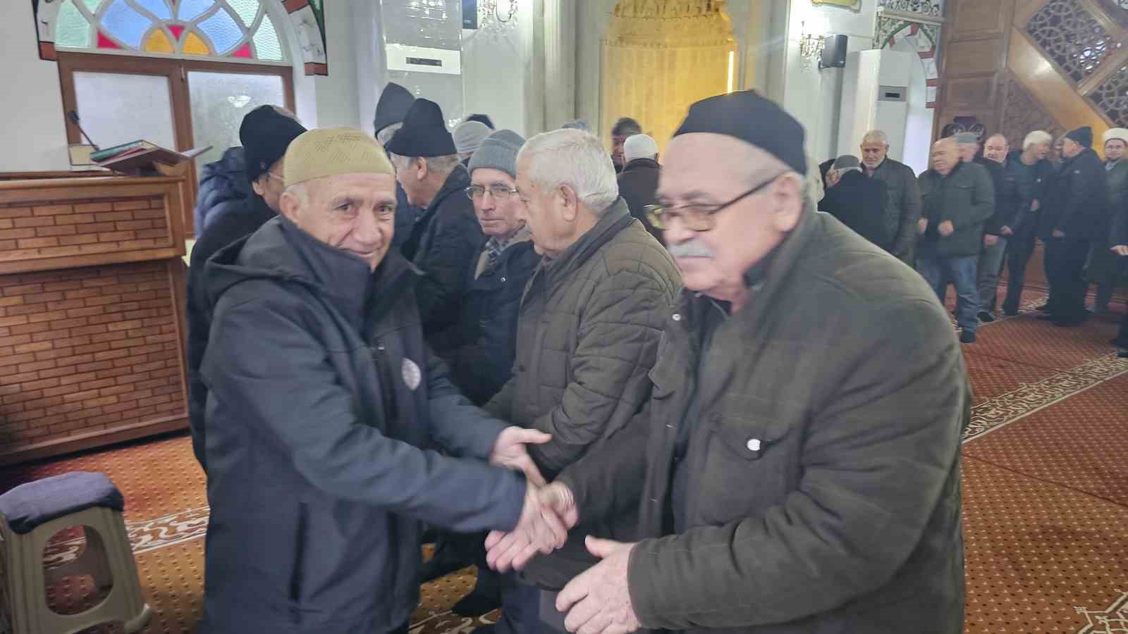 Bandırma’da 72 yıllık gelenek cami içinde sürdürüldü
