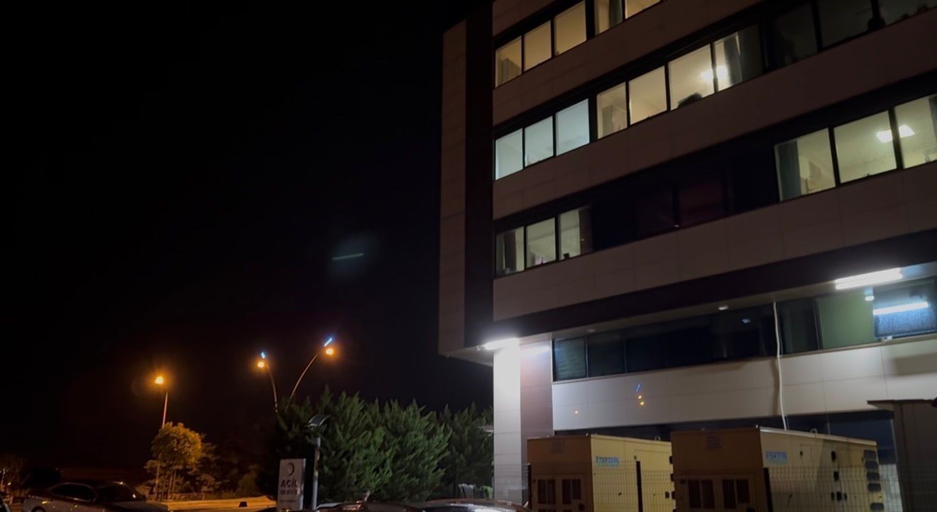 Bandırma’da sağlık kuruluşunun yanında skandal manzara
