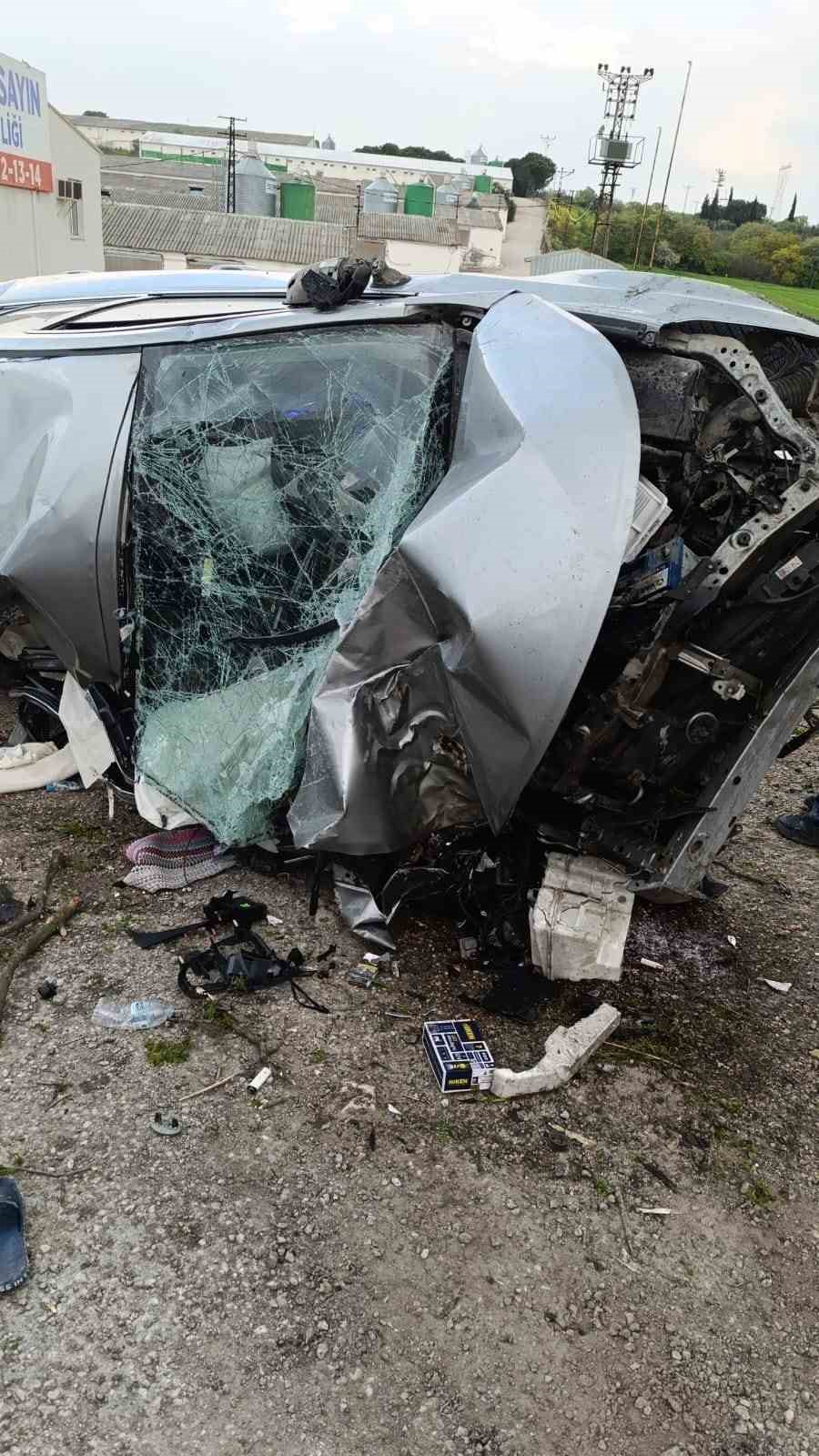 Bandırma’da takla atan otomobil sürücüsü yaralandı
