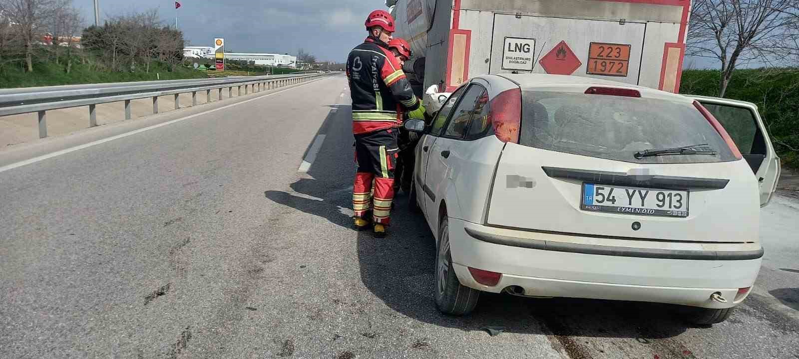 Bandırma’da tanker otomobille çarpıştı: 2 yaralı
