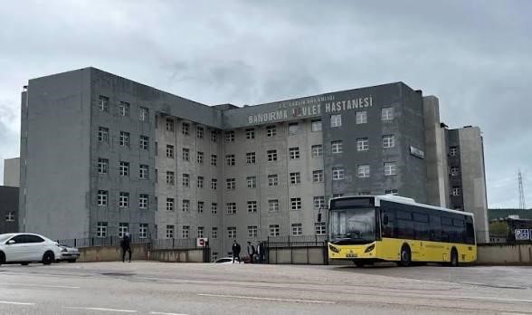 Bandırma’da taziye evinde fenalaşan genç hayatını kaybetti
