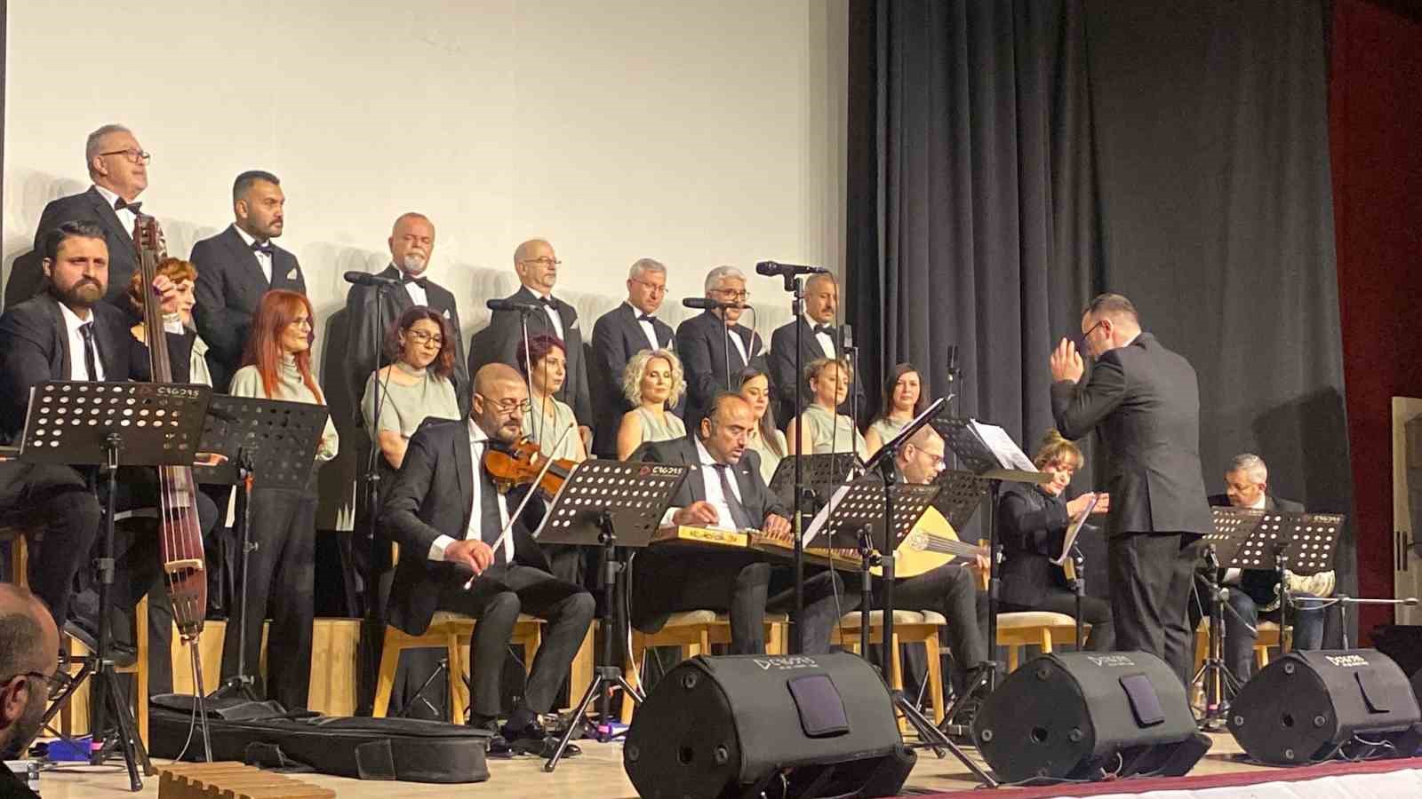 Bandırma’da Türk Sanat Müziği rüzgarı esti
