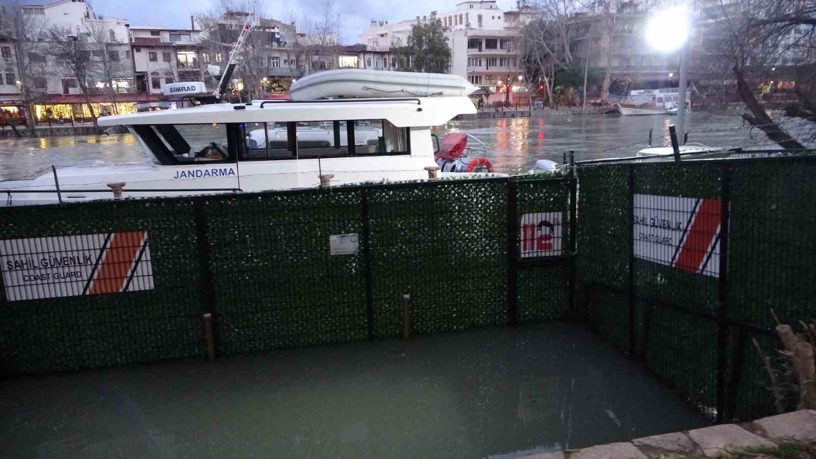 Barajlardan bırakılan su Manavgat Irmağı’ndaki su seviyesini yükseltti
