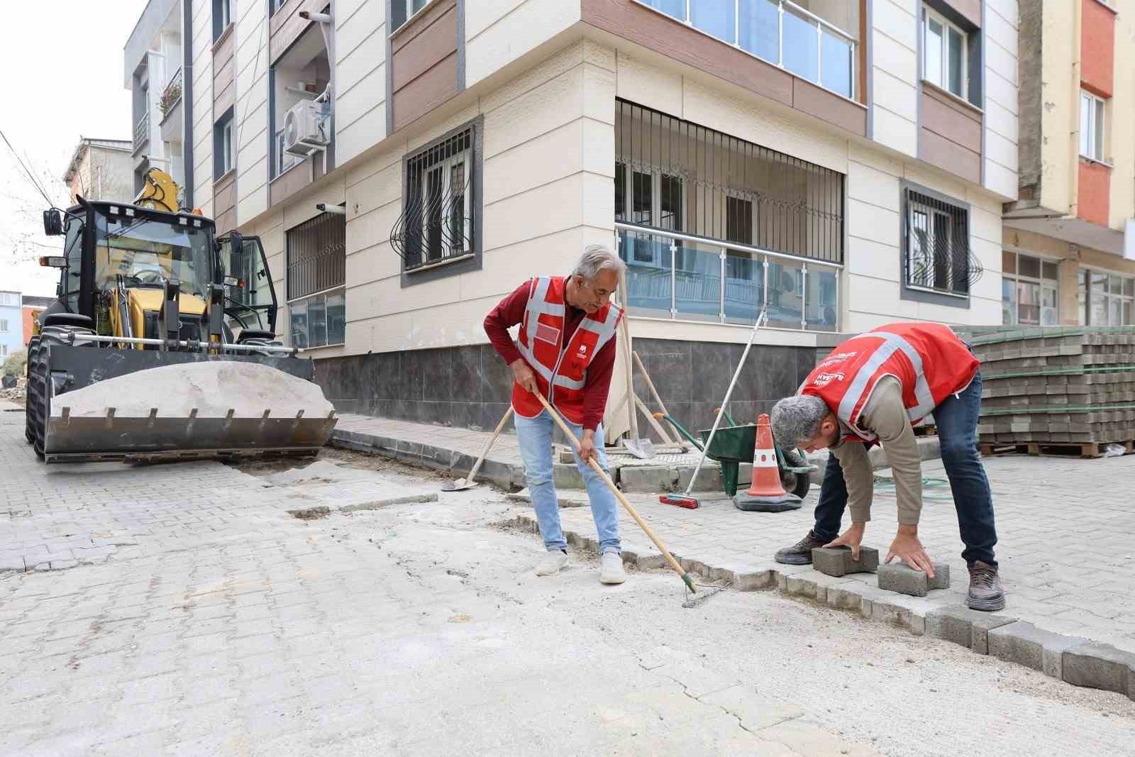 Barbaros’ta yollar yenileniyor

