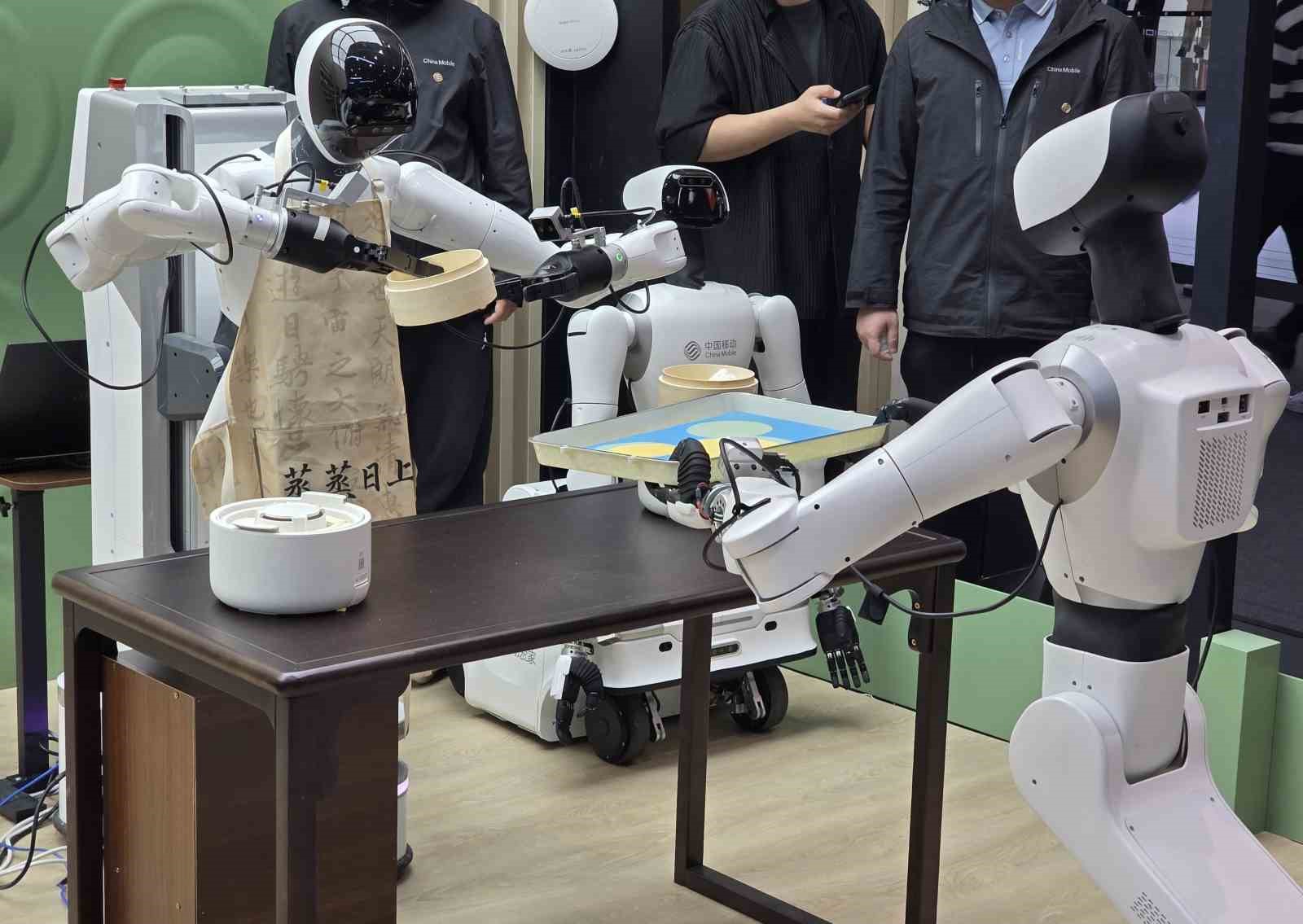 Barselona’da yapay zekalı "metal yaka" sahaya iniyor
