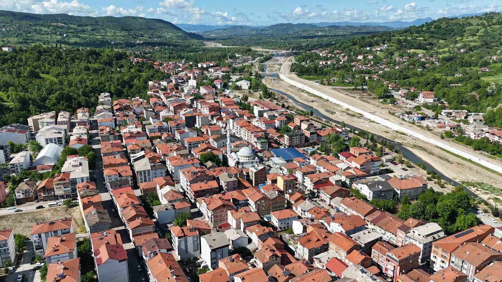 Bartın-Kozcağız duble yol projesinde çalışmalar yeniden başlıyor
Bartın-Kozcağız duble yol projesinde çalışmalar yeniden başlıyor