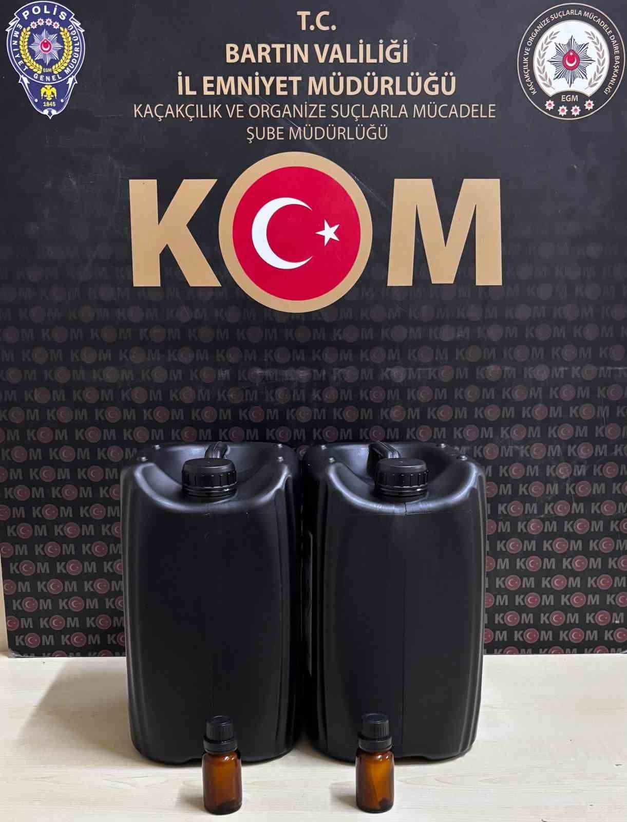 Bartın’da 10 litre etil alkol ele geçirildi
