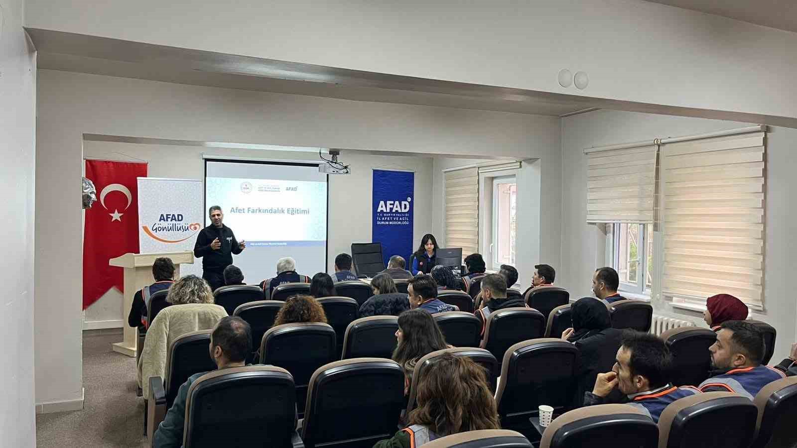 Bartın’da AFAD gönüllülerine farkındalık eğitimi

