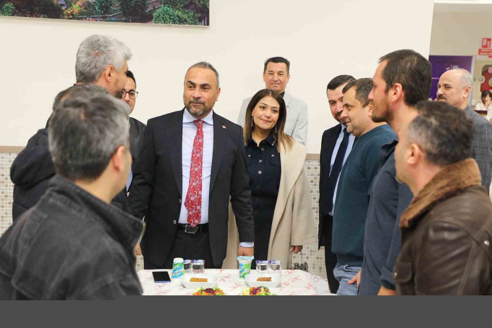 BARÜ ailesi geleneksel iftar programında buluştu
