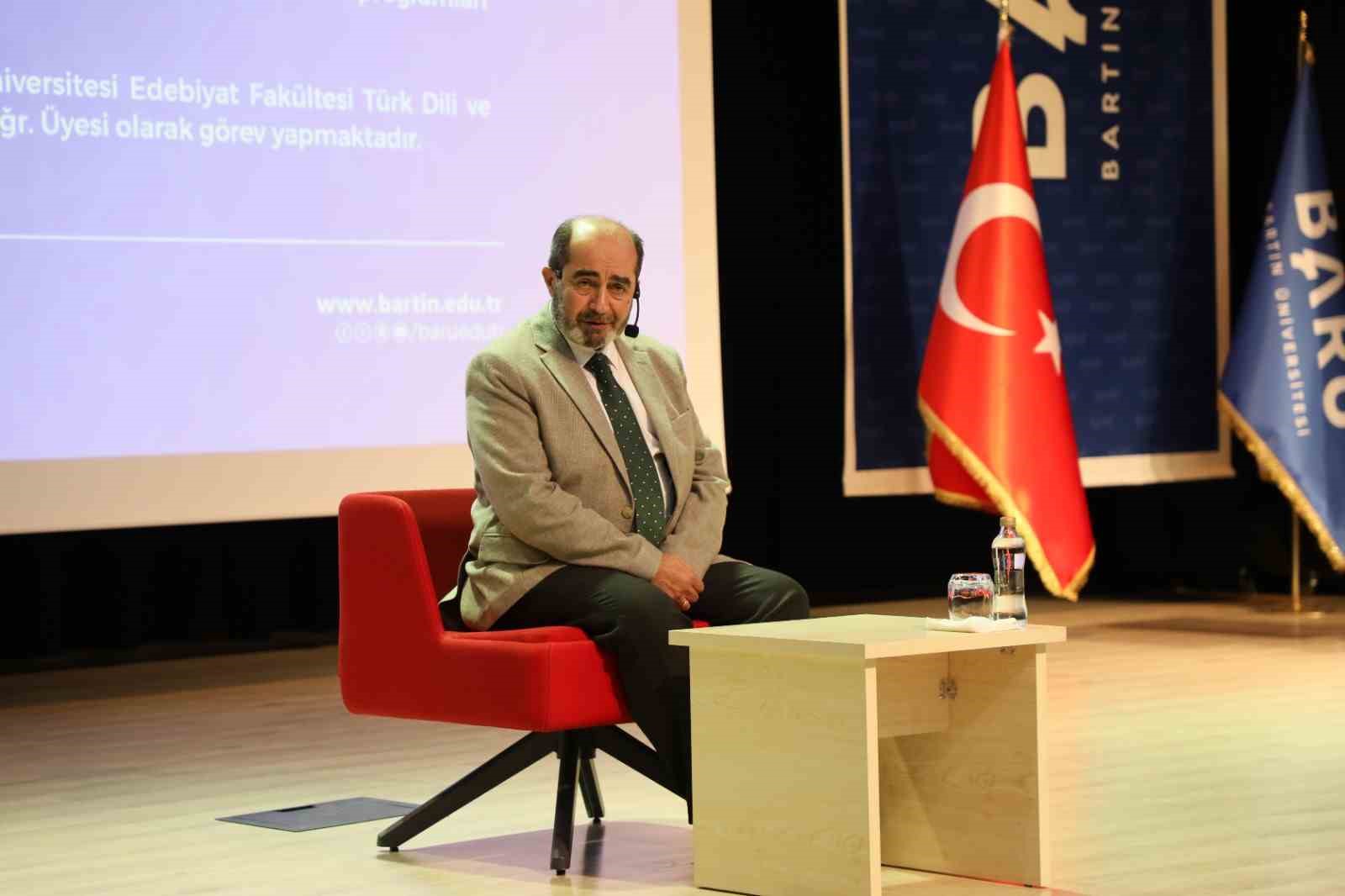 BARÜ’de düzenlenen etkinlikte aile ve gençlik konuşuldu
