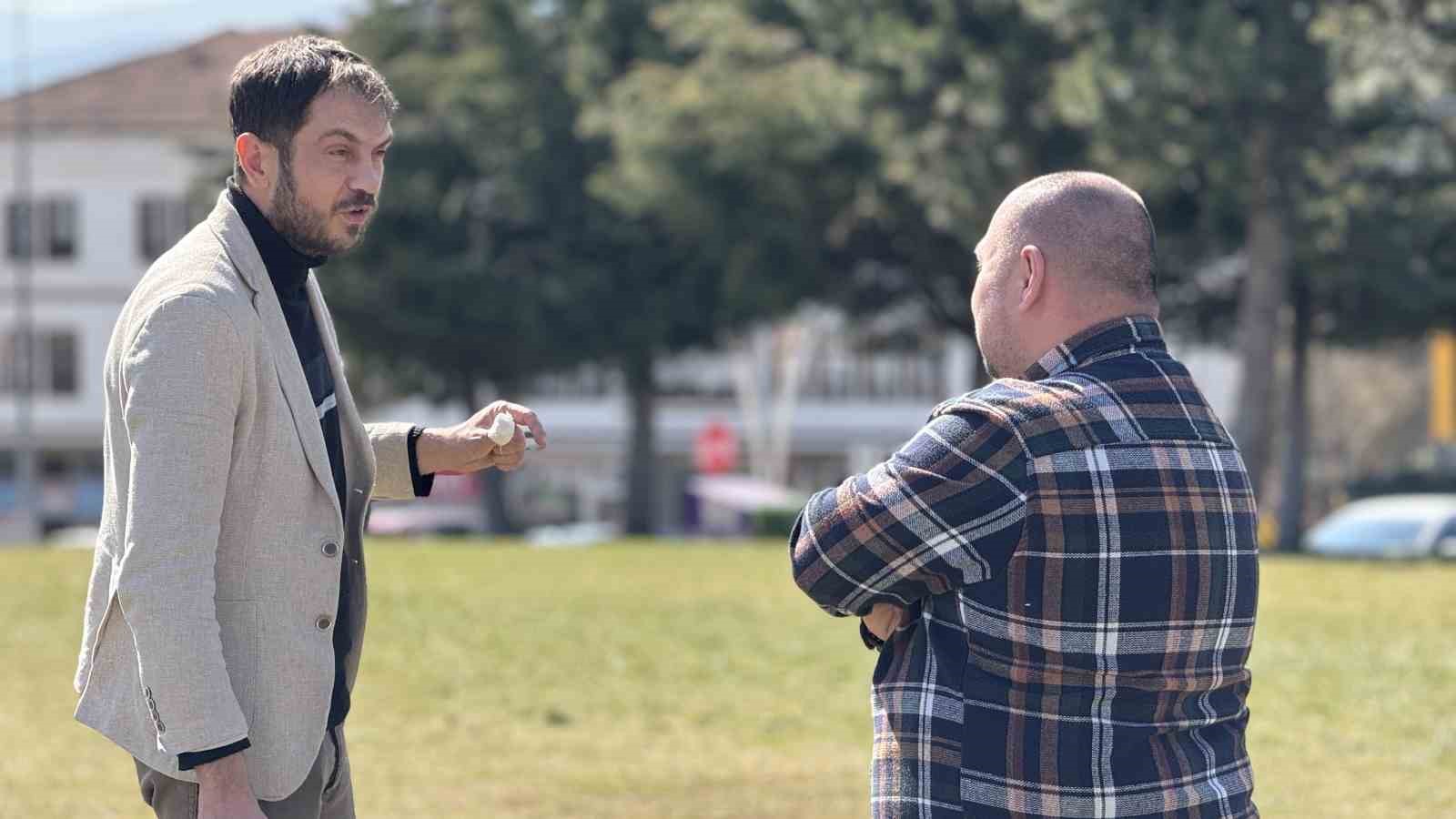 Başıboş pitbull, vatandaş ile köpeğine dehşeti yaşattı
