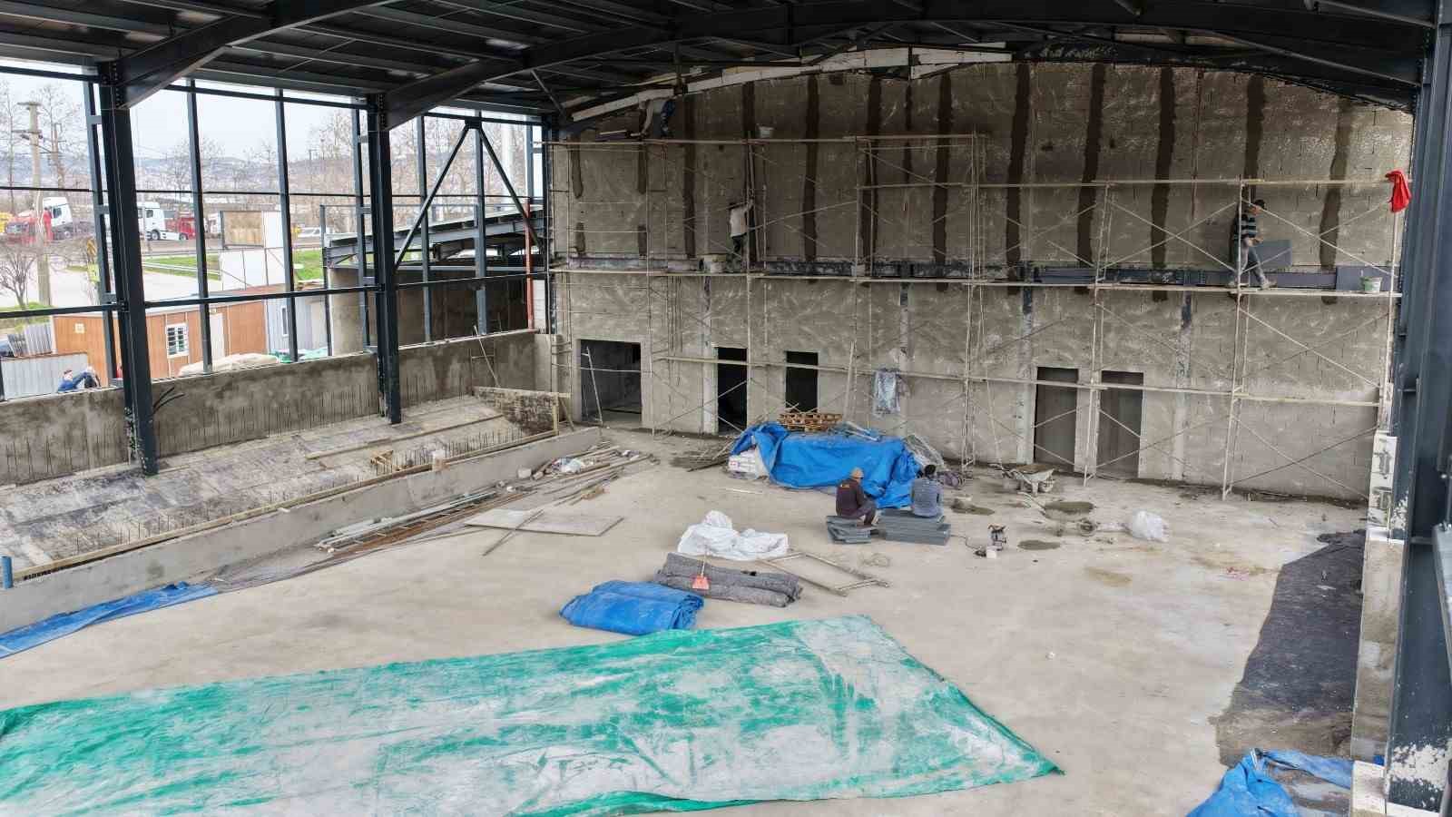 Başiskele’de kapalı spor salonu inşaatı yükseliyor
