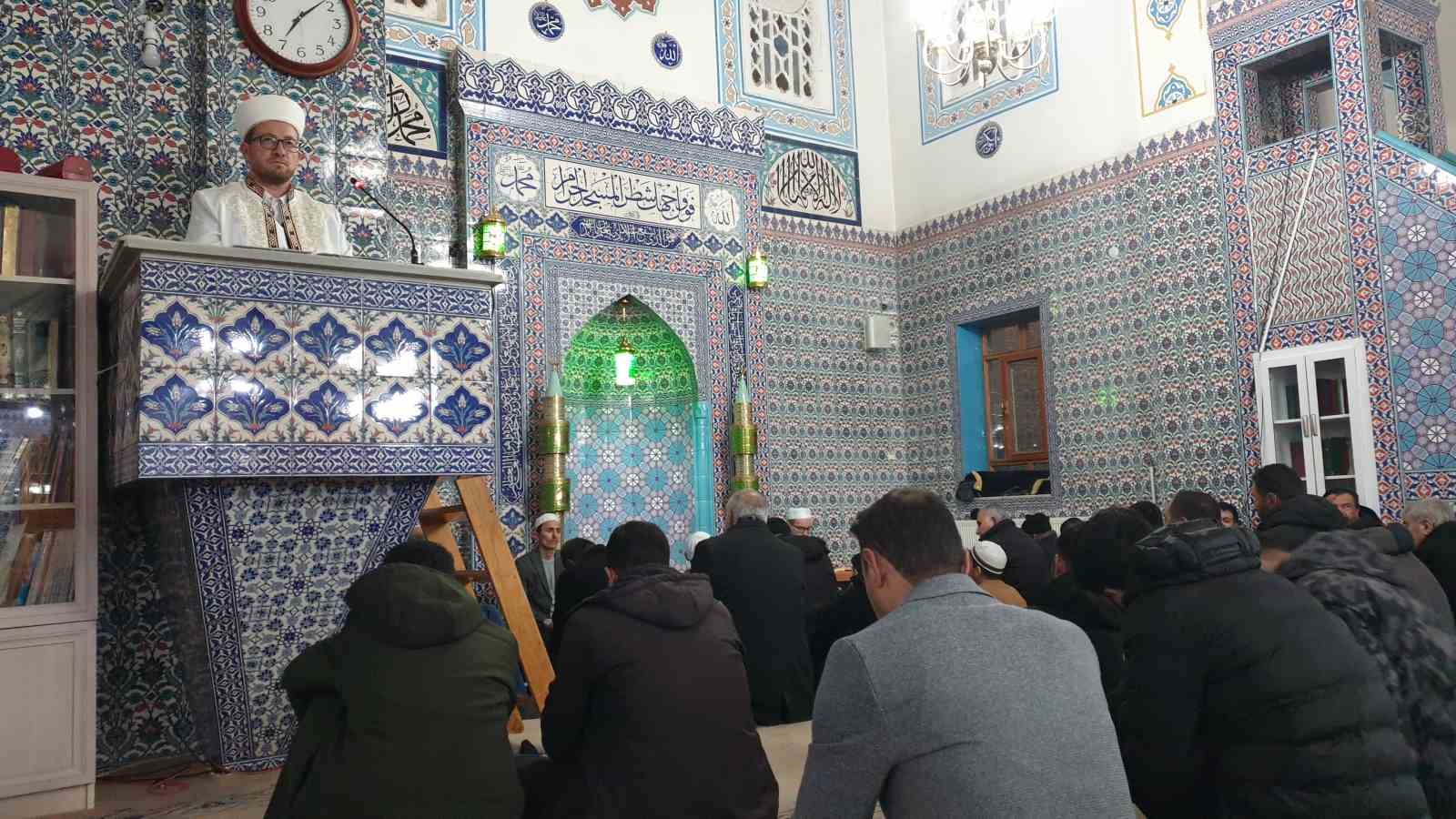 Başkale’de Berat Kandili idrak edildi
