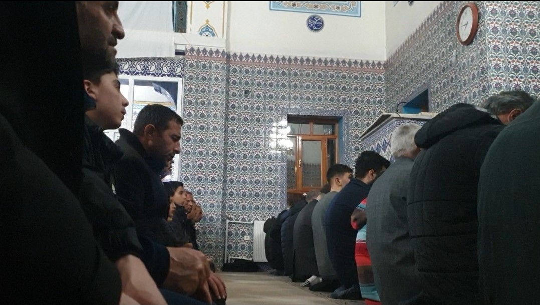 Başkale’de ilk teravih namazı kılındı
