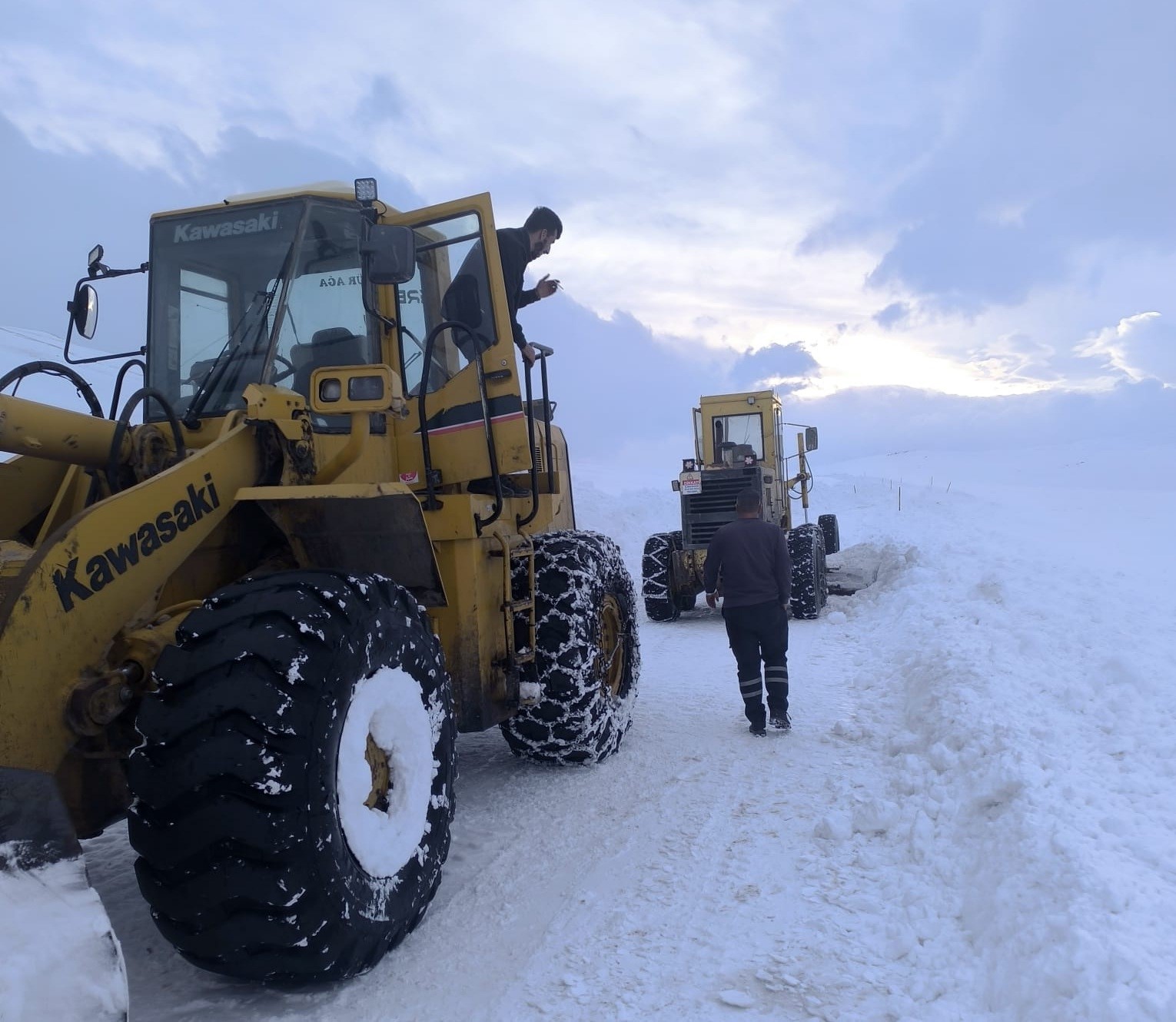 Başkale’de kar yağışı
