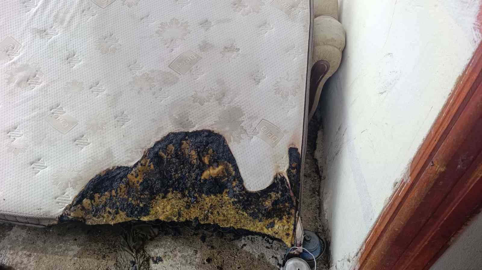 Başkale’de korkutan yangın: 3 çocuk tedavi altına alındı
