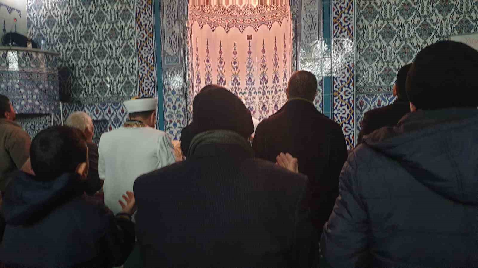 Başkale’de Miraç Kandili dualarla idrak edildi
