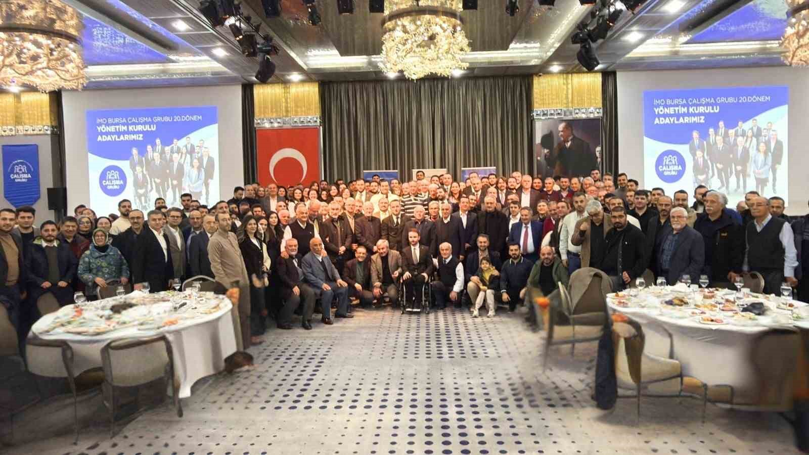 Başkan adayı Erdem, proje ve yönetim kurulu adaylarını tanıttı
Başkan adayı Erdem, proje ve yönetim kurulu adaylarını tanıttı