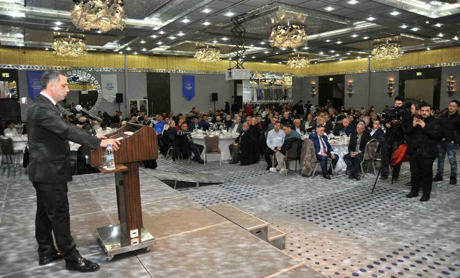 Başkan adayı Erdem, proje ve yönetim kurulu adaylarını tanıttı
Başkan adayı Erdem, proje ve yönetim kurulu adaylarını tanıttı