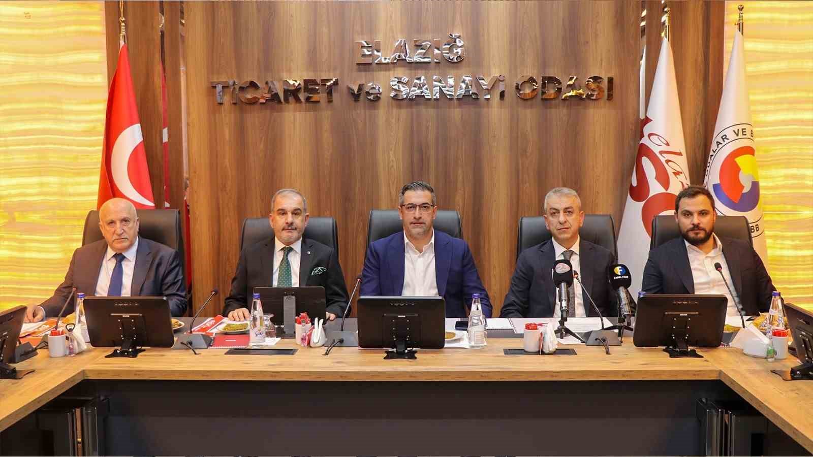 Başkan Alan: "Öncelikli talebimiz teşvik yasasının uzatılmasıdır"
Başkan Alan: "Öncelikli talebimiz teşvik yasasının uzatılmasıdır"