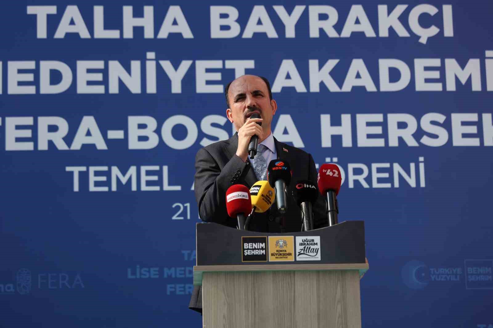 Başkan Altay, Talha Bayrakçı LİMA’nın iş başlangıcını yaparak, Bosna Hersek FERA’nın temelini attı
