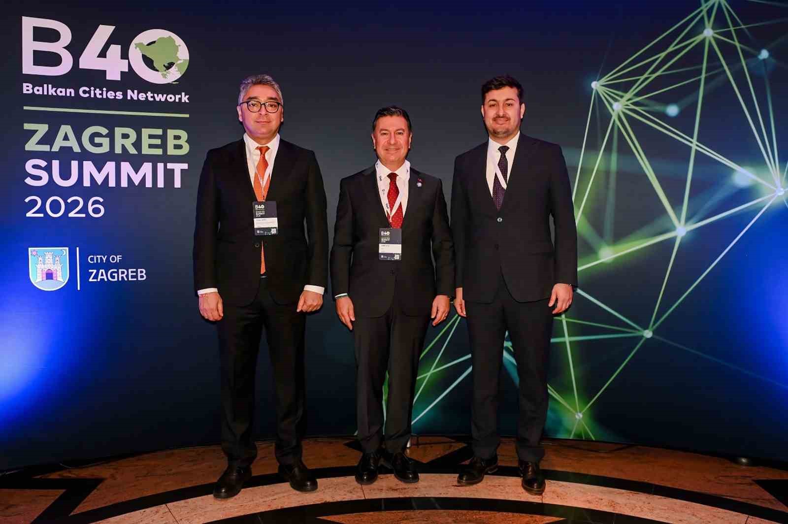 Başkan Aras B40 Zirvesinde kültür, turizm ve yerel demokrasiyi anlattı
